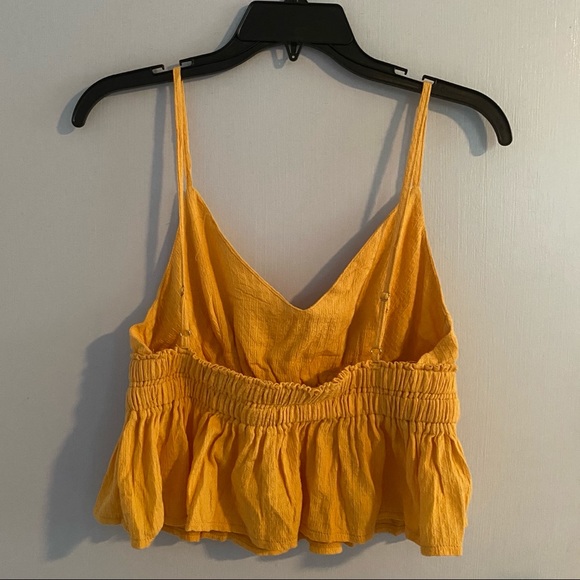 Amaryllis golden yellow crop top (S) - Picture 3 of 3